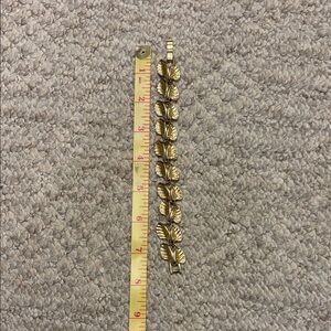 Gold tone Leaf Link Bracelet